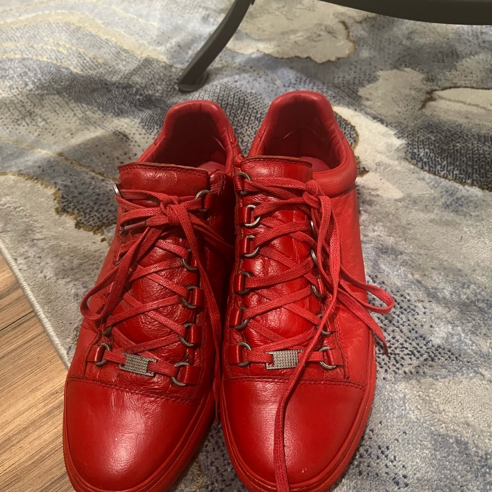 Men’s Balenciaga Arena Low Red Sneakers Size 40